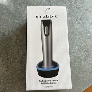 Rechargeable, wine opener